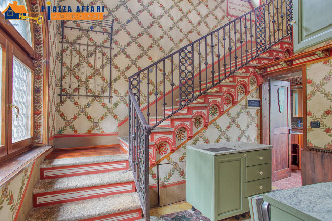 Villa in vendita a Cadegliano-Viconago