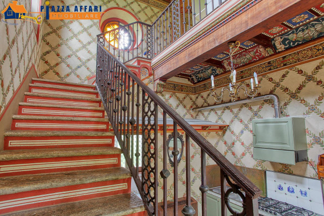 Villa in vendita a Cadegliano-Viconago