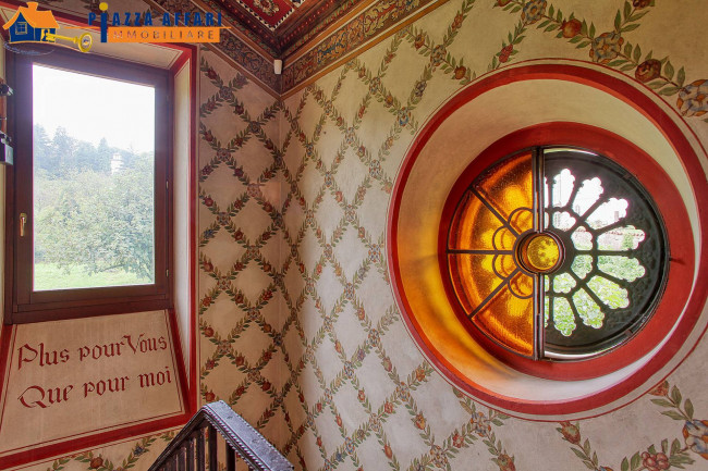 Villa in vendita a Cadegliano-Viconago