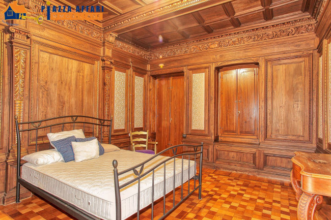 Villa in vendita a Cadegliano-Viconago