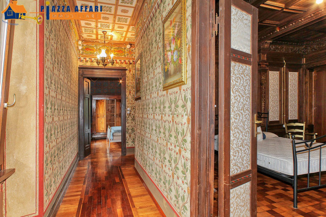 Villa in vendita a Cadegliano-Viconago
