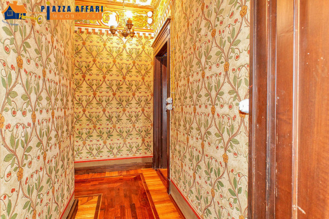 Villa in vendita a Cadegliano-Viconago