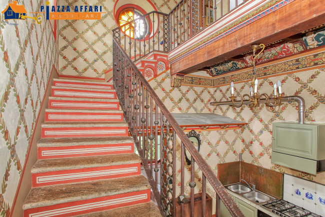 Villa in vendita a Cadegliano-Viconago