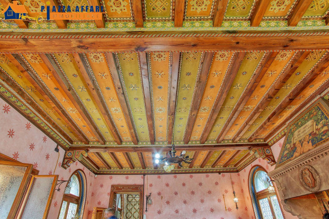 Villa in vendita a Cadegliano-Viconago