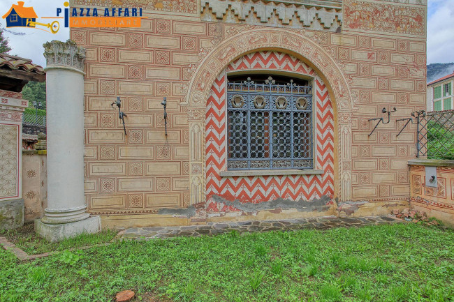 Villa in vendita a Cadegliano-Viconago