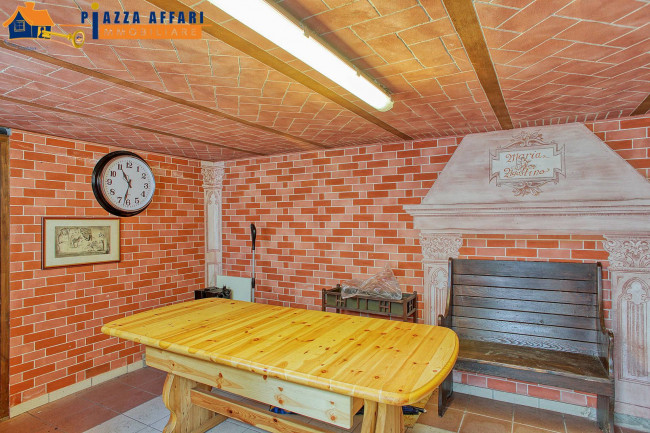 Villa in vendita a Cadegliano-Viconago