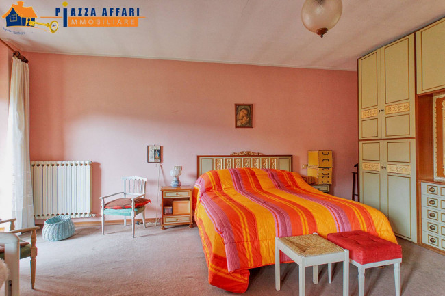 Porzione di Casa Terra / Cielo in vendita a Brezzo di Bedero