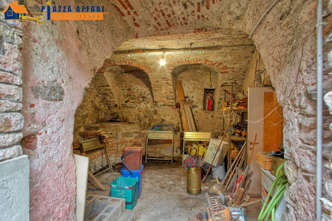 Porzione di Casa Terra / Cielo in vendita a Brezzo di Bedero