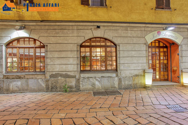 Attività commerciale in vendita a Varese