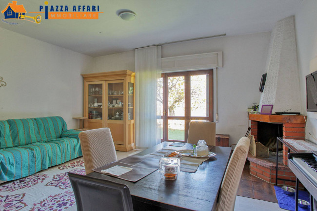 Villa in vendita a Cadegliano-Viconago