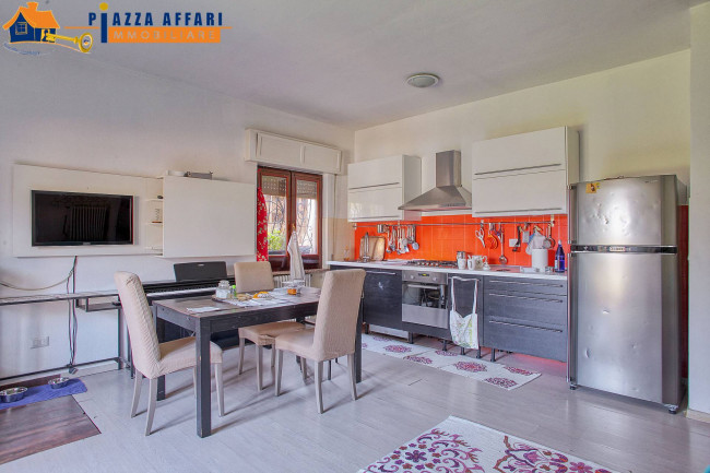 Villa in vendita a Cadegliano-Viconago