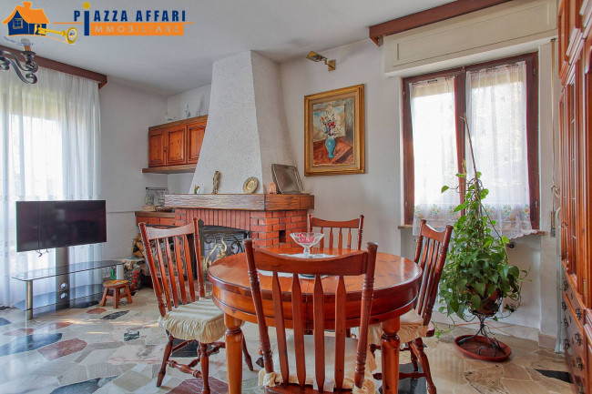 Villa in vendita a Cadegliano-Viconago