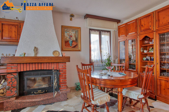 Villa in vendita a Cadegliano-Viconago