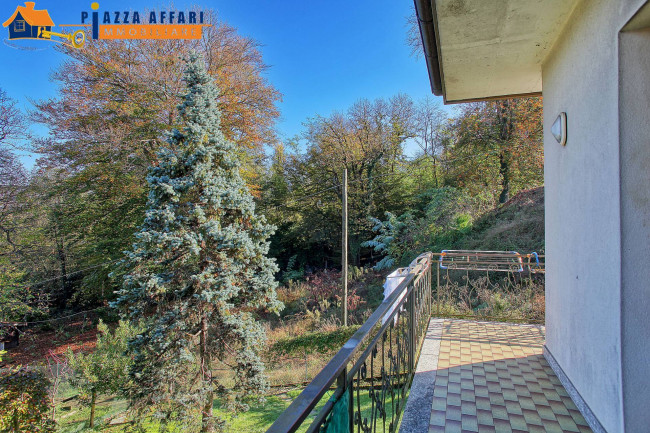 Villa in vendita a Cadegliano-Viconago
