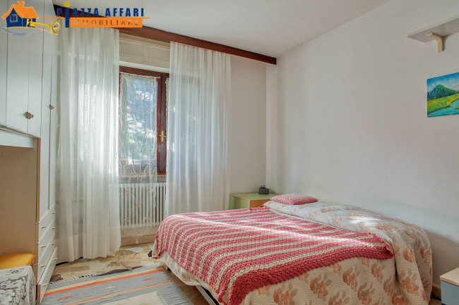 Villa in vendita a Cadegliano-Viconago