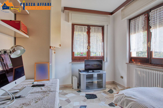 Villa in vendita a Cadegliano-Viconago