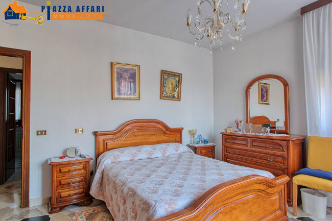 Villa in vendita a Cadegliano-Viconago