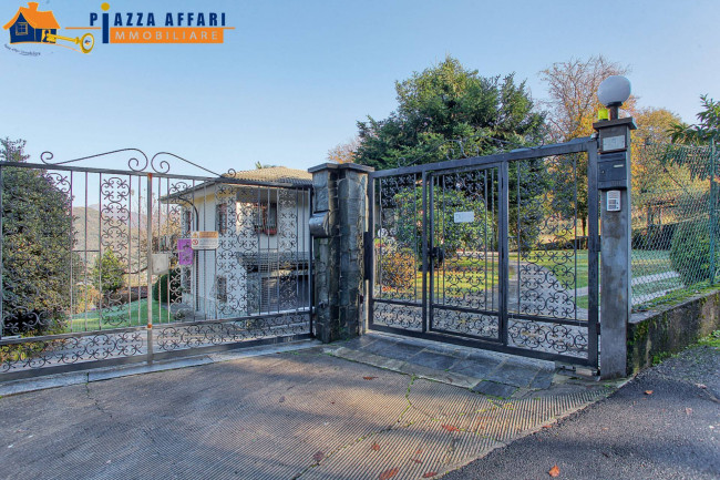 Villa in vendita a Cadegliano-Viconago