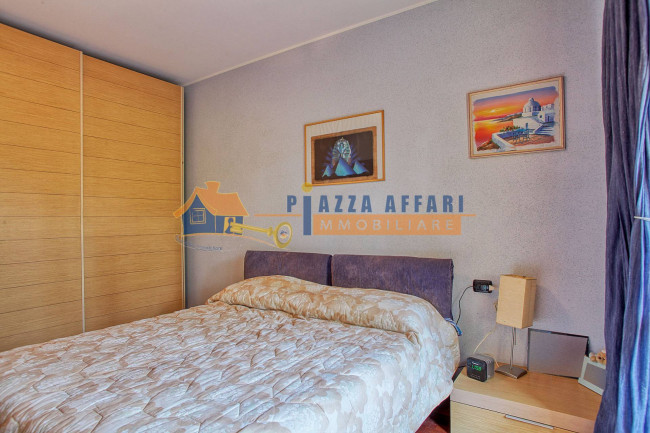 Appartamento in vendita a Caronno Varesino