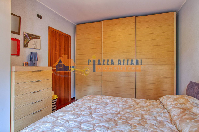 Appartamento in vendita a Caronno Varesino