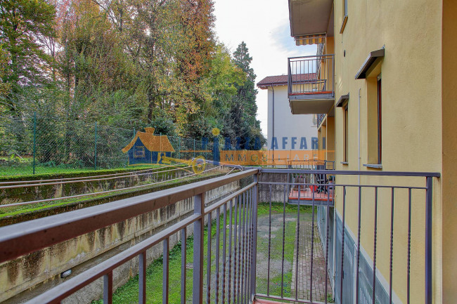 Appartamento in vendita a Caronno Varesino