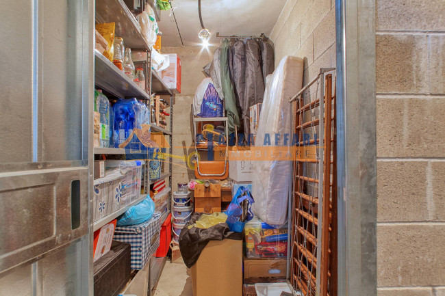 Appartamento in vendita a Caronno Varesino