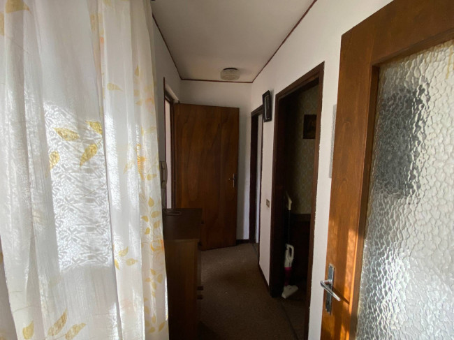 Porzione di Casa Terra / Cielo in vendita a Brusimpiano
