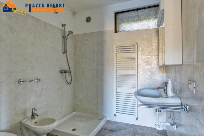 Villa Bifamigliare in vendita a Cadegliano-Viconago