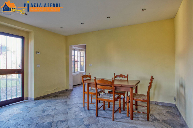 Villa Bifamigliare in vendita a Cadegliano-Viconago