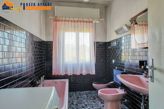 Villa Bifamigliare in vendita a Cadegliano-Viconago