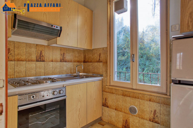 Villa Bifamigliare in vendita a Cadegliano-Viconago