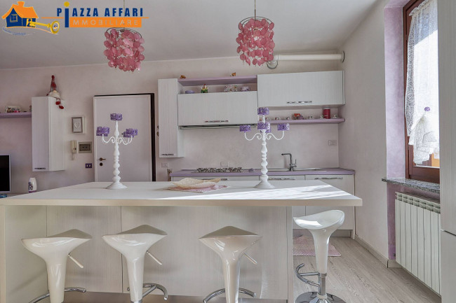 Appartamento in vendita a Lavena Ponte Tresa