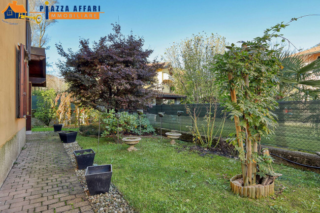 Appartamento in vendita a Lavena Ponte Tresa