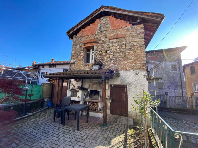 Casa singola in vendita a Cugliate-Fabiasco