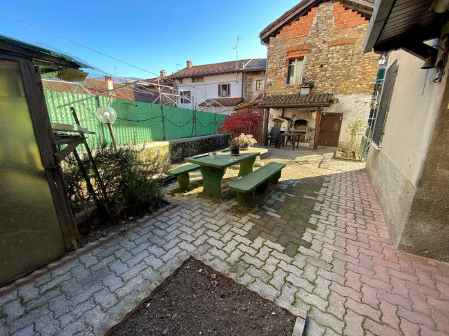 Casa singola in vendita a Cugliate-Fabiasco