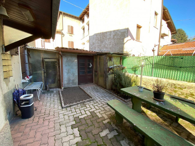 Casa singola in vendita a Cugliate-Fabiasco
