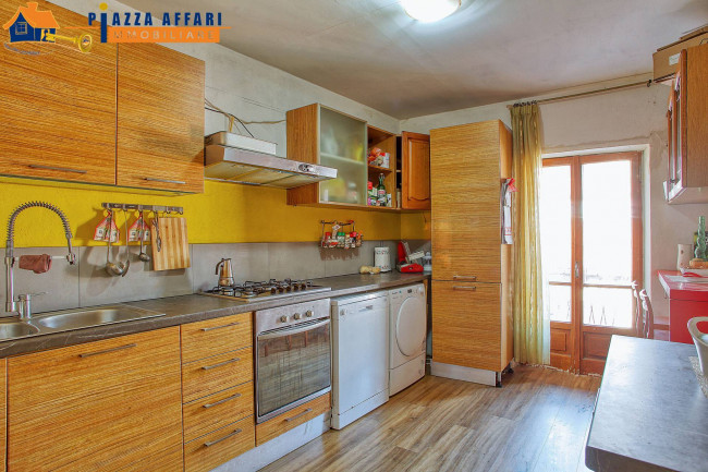 Appartamento in vendita a Cuasso al Monte
