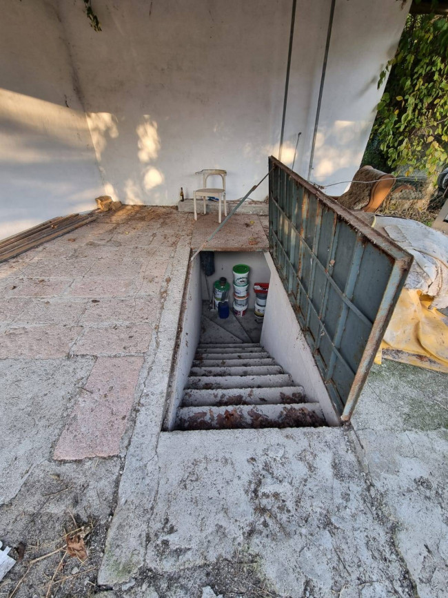 Porzione di Casa Terra / Cielo in vendita a Castello Cabiaglio