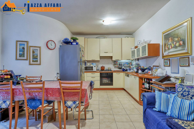Appartamento in vendita a Brusimpiano