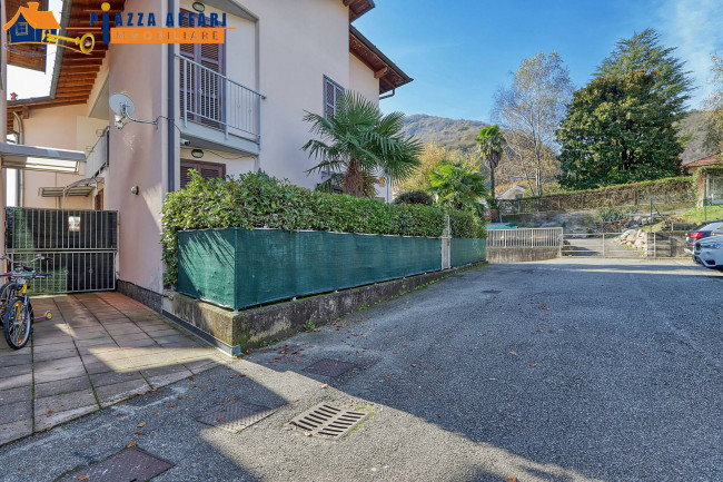 Appartamento in vendita a Brusimpiano