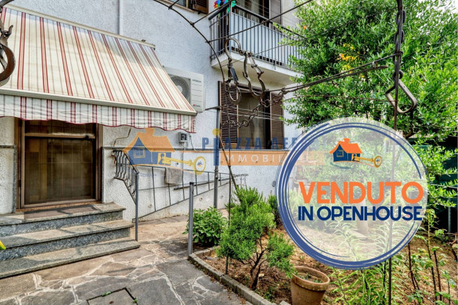 Porzione di Casa Terra / Cielo in vendita a Cardano al Campo