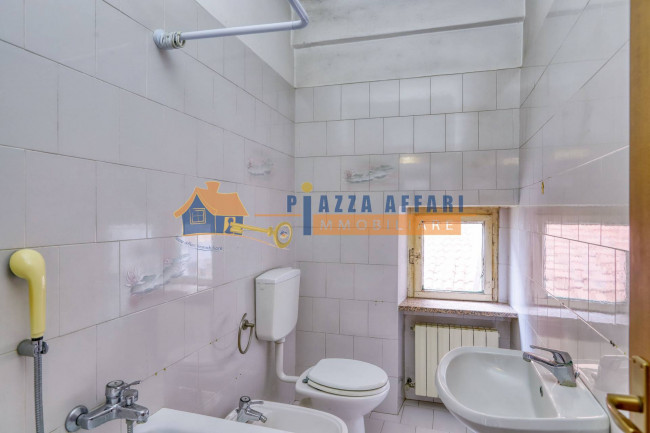 Porzione di Casa Terra / Cielo in vendita a Caronno Varesino