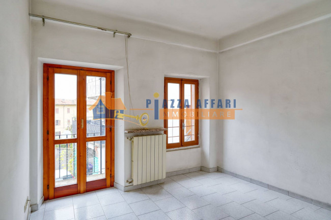 Porzione di Casa Terra / Cielo in vendita a Caronno Varesino