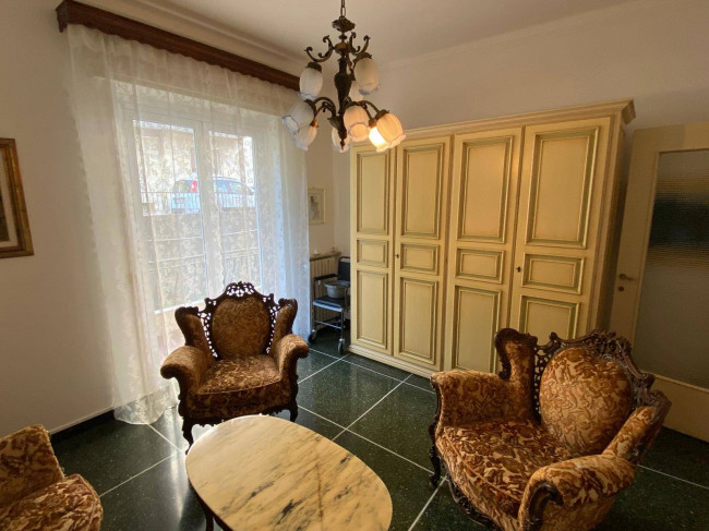Appartamento in vendita a Genova