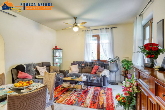 Villa in vendita a Cremenaga