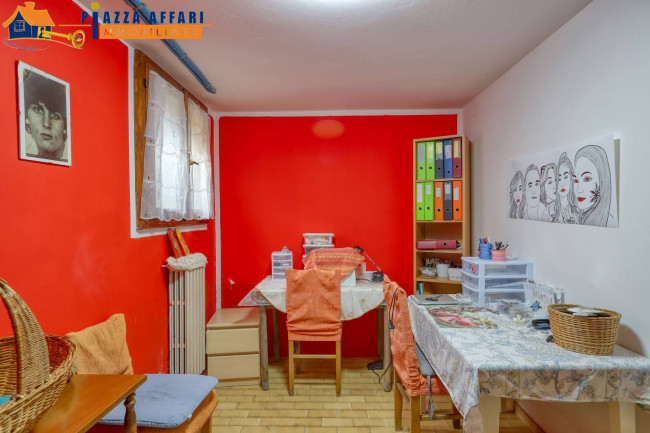 Villa in vendita a Cremenaga