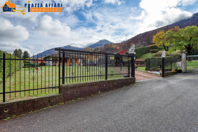 Villa in vendita a Cremenaga