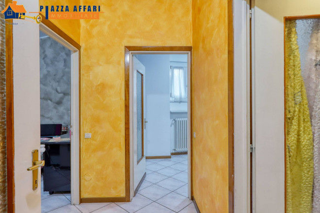 Appartamento in vendita a Marchirolo