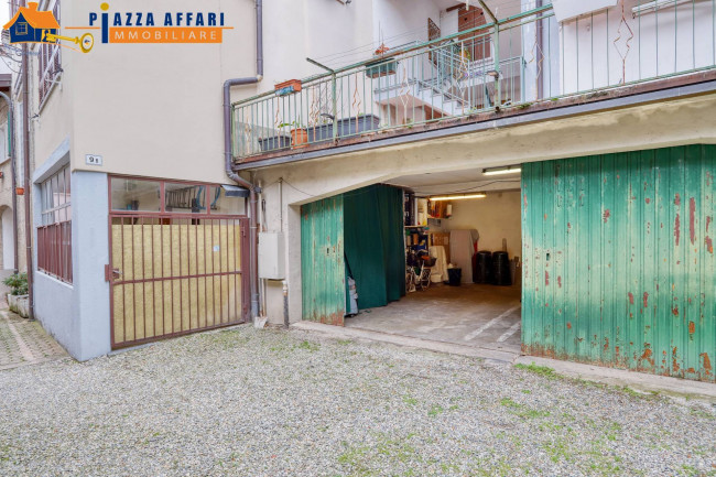 Appartamento in vendita a Marchirolo