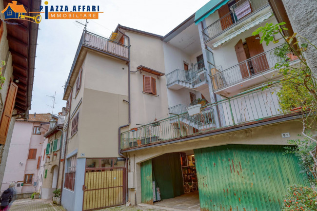 Appartamento in vendita a Marchirolo